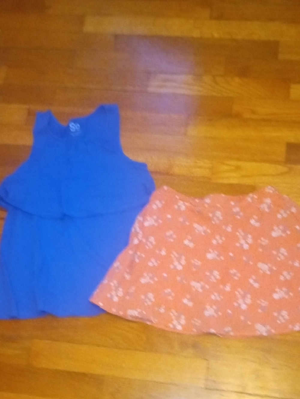 girl 10 peach flower print skort and blue sleeveless top